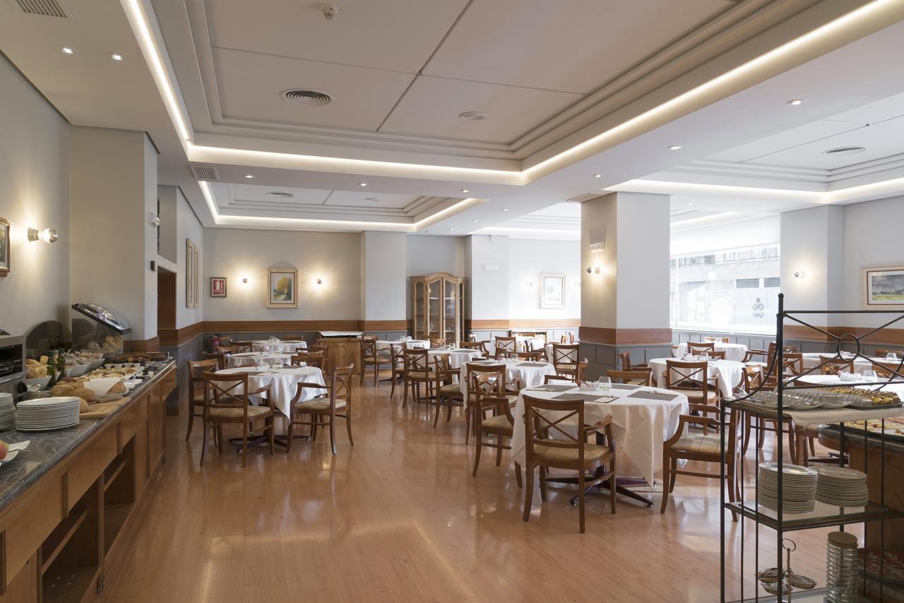 Hotel Blanca De Navarra Pampeluna Zewnętrze zdjęcie